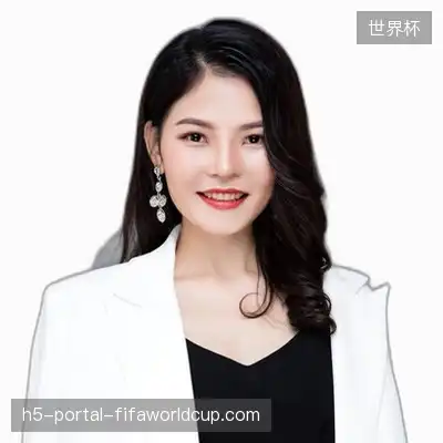 江致博